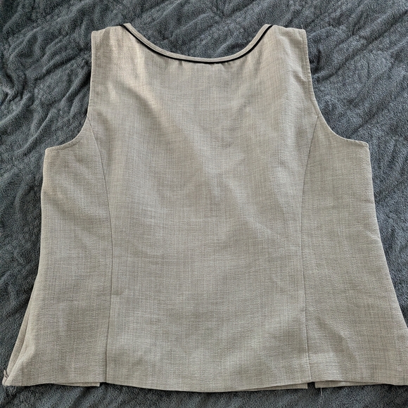 Perceptions NY Suit Tank - Picture 3 of 9